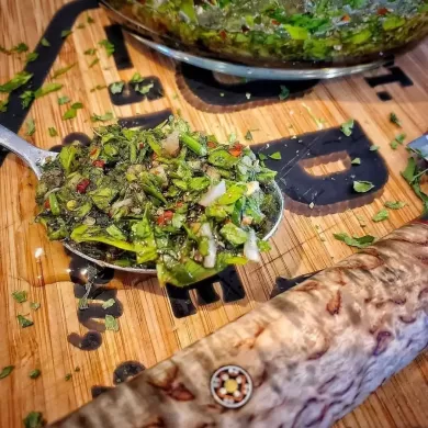 Zoe-olive-oil-chimichurri_900x