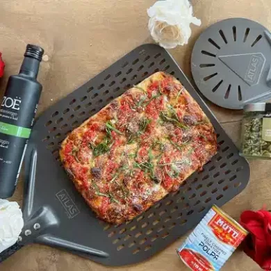 Zoe_Grandma_Style_Pizza_480x480